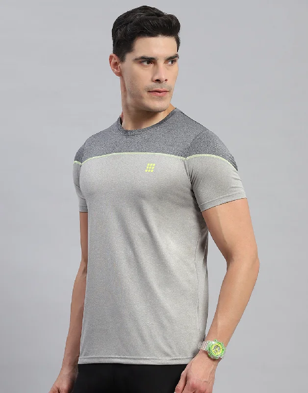 Men Grey Solid Round Neck Half Sleeve T-Shirt