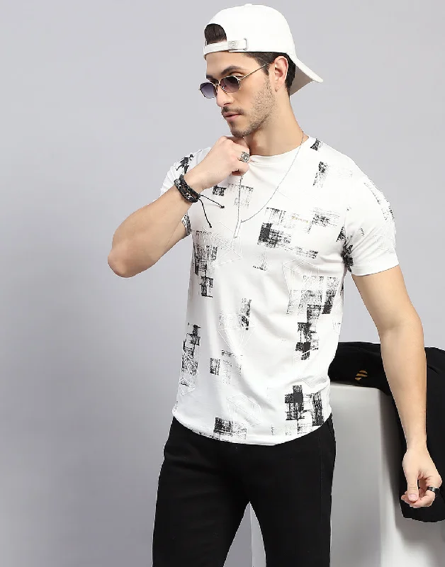 Men Off White Printed Round Neck Half Sleeve T-Shirt