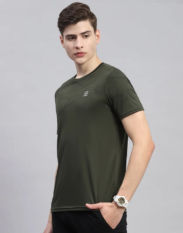 Men Olive Solid Round Neck Half Sleeve T-Shirt