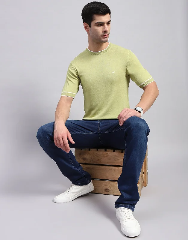 Men Olive Solid Round Neck Half Sleeve T-Shirt