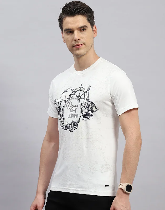 Men White Printed Round Neck Half Sleeve T-Shirt