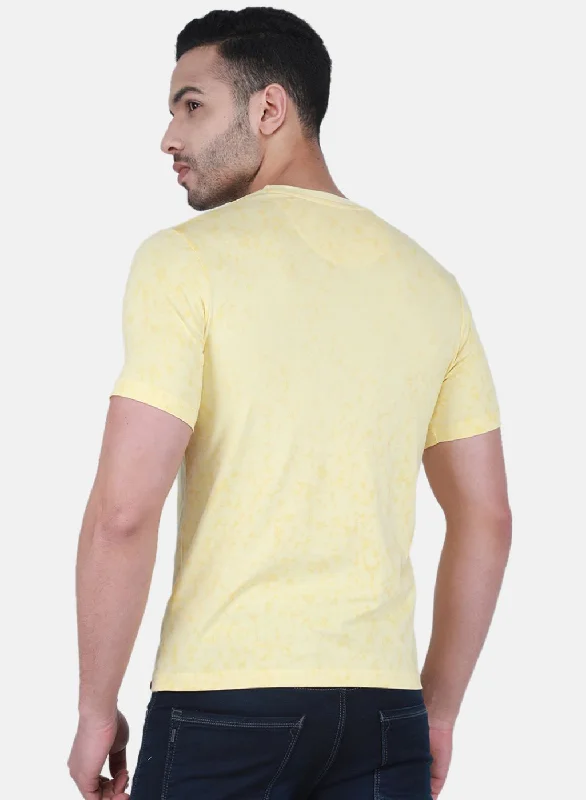 Men Yellow Printed T-Shirt