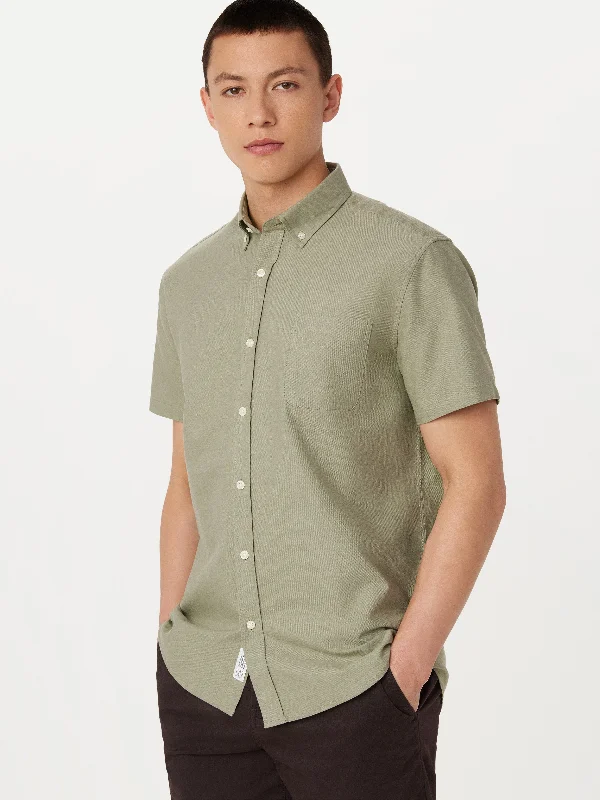 The Jasper Short Sleeve Oxford Shirt in Olive Green