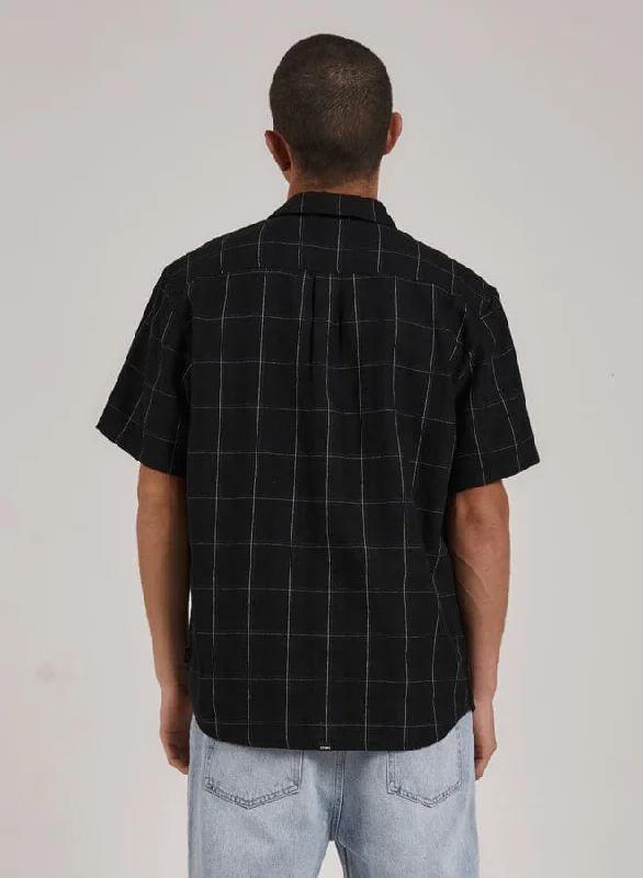 Below Your Mind Short Sleeve Shirt - Black