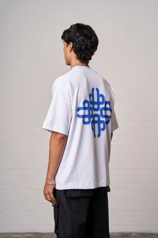 BLURRED GRAPHIC EMBLEM T-SHIRT - COBALT