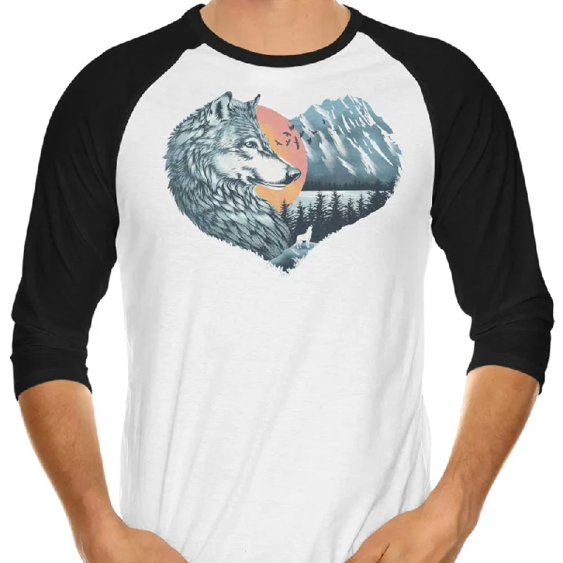 The Wild Heart Howls - 3/4 Sleeve Raglan T-Shirt