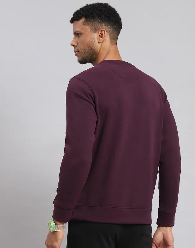 Men Maroon Solid Round Neck Full Sleeve Sweatshirt