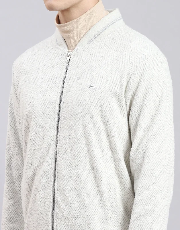 Men Off White Solid Mandarin Collar Full Sleeve Sweatshirt