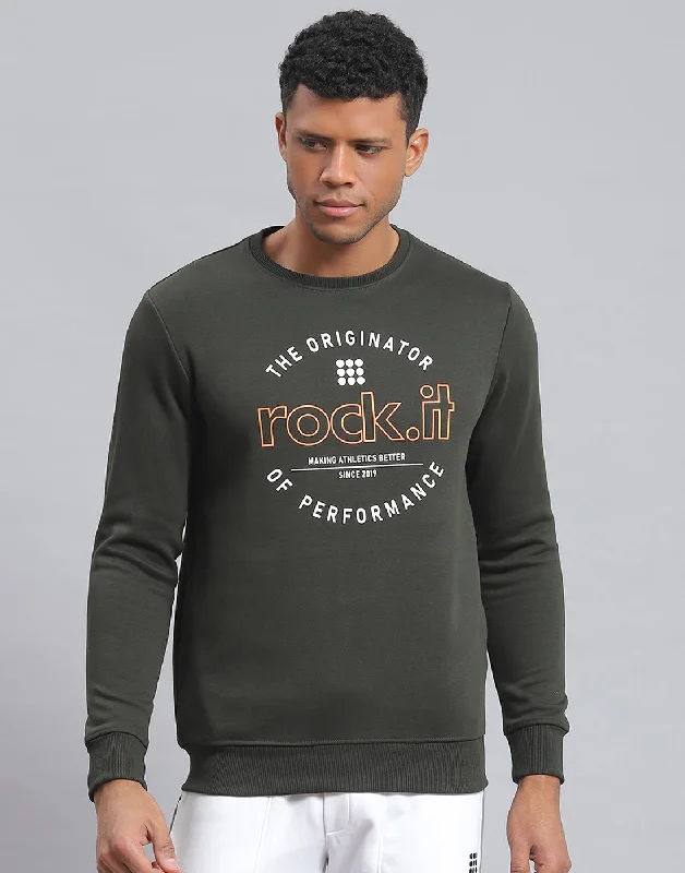 Men Olive Solid Round Neck Full Sleeve Sweatshirt