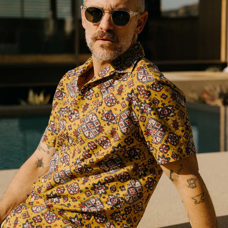 The Short Sleeve Davis Shirt in Tarnished Gold Print