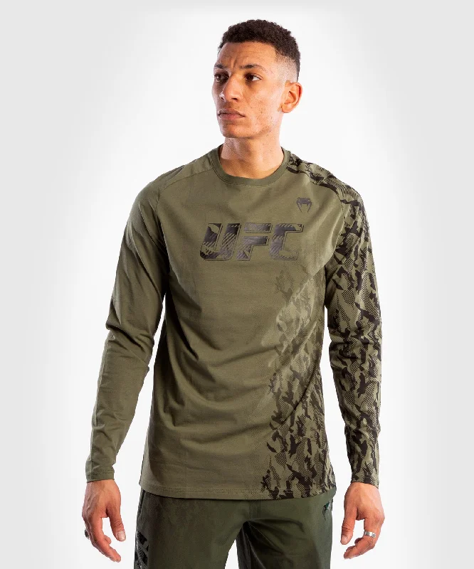 UFC Venum Authentic Fight Week Men's Long Sleeve T-shirt - Khaki